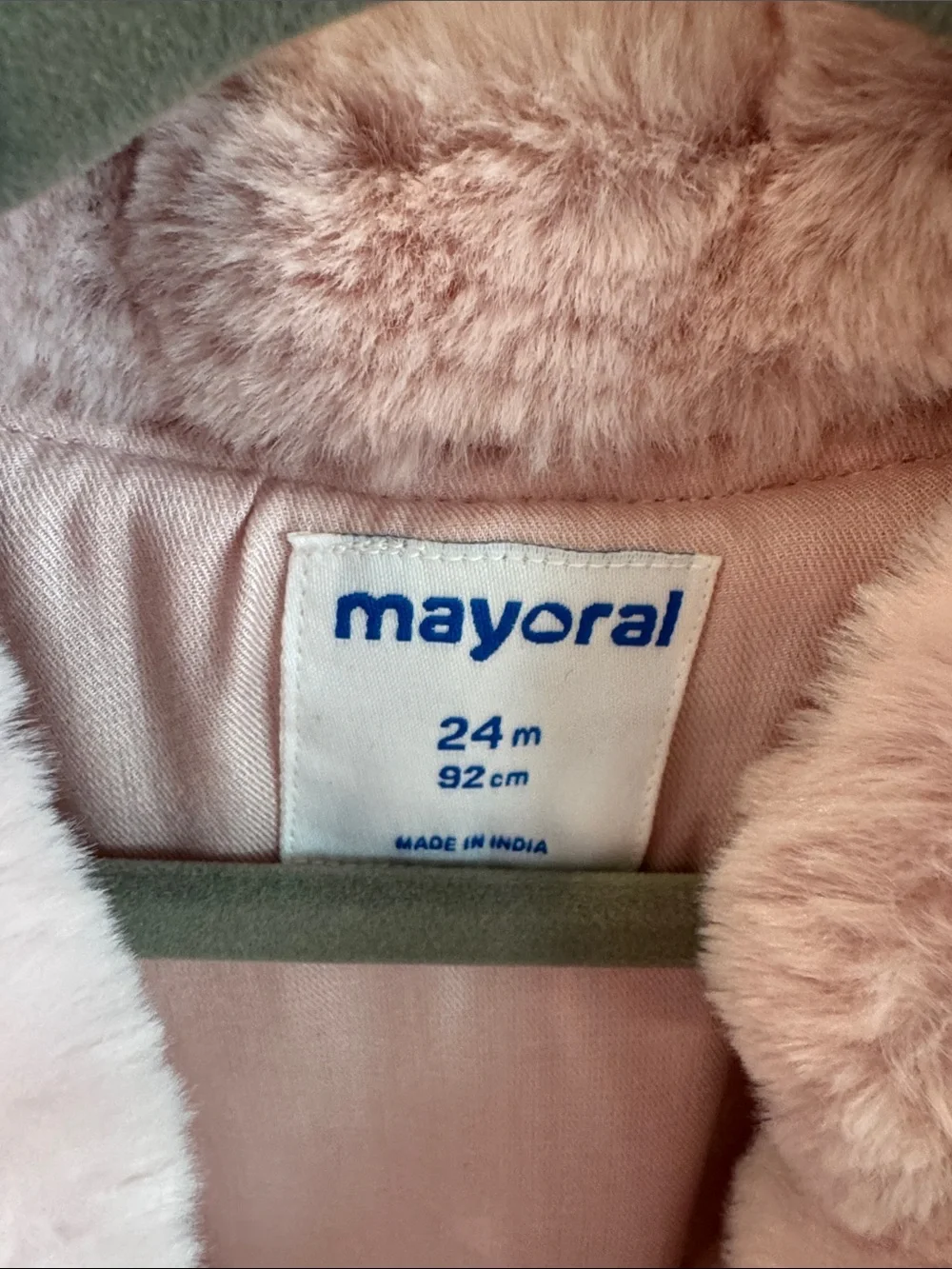 Mayoral Light Pink Faux-Fur Cape with Bow